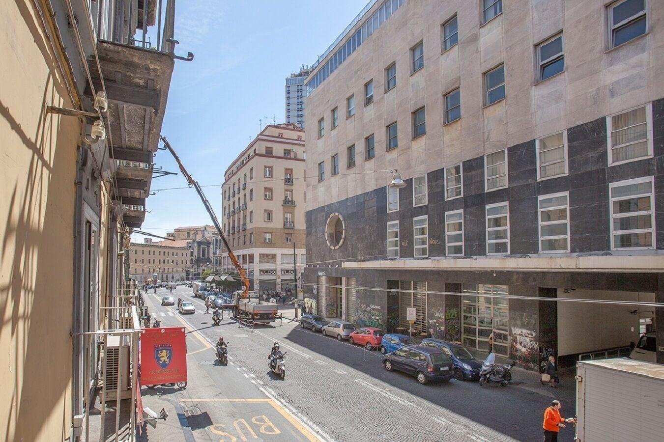 B&B L'Alloggio Dei Vassalli Napoli Bagian luar foto