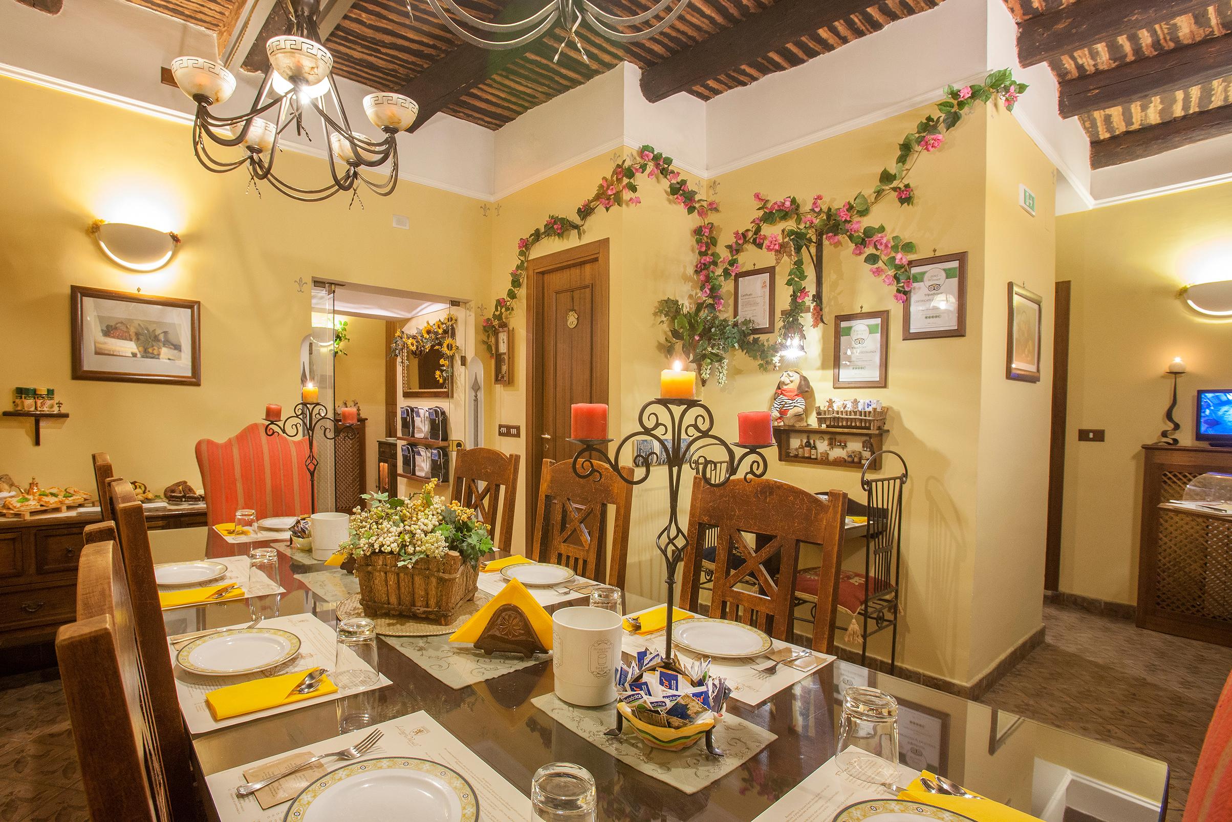 B&B L'Alloggio Dei Vassalli Napoli Bagian luar foto