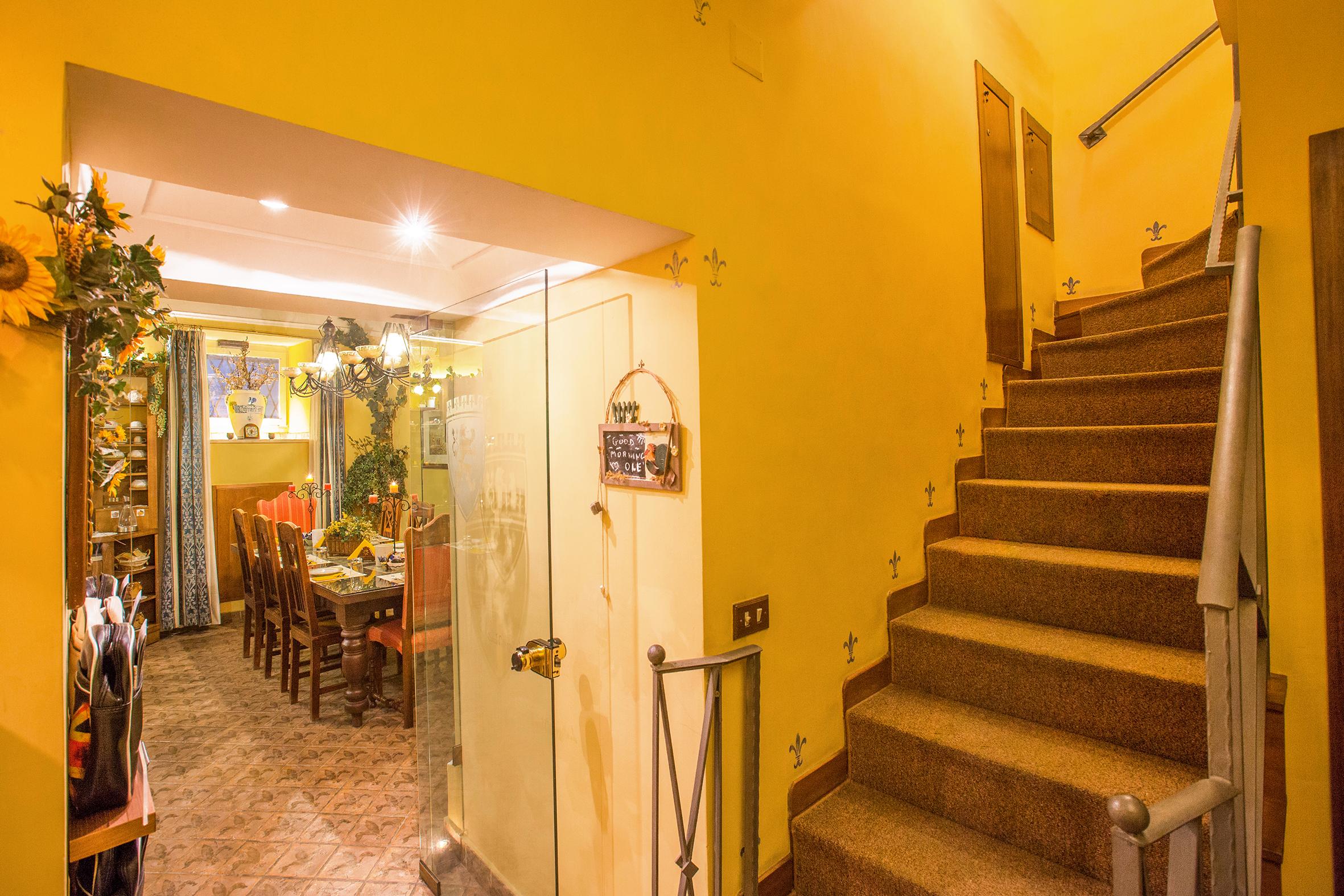 B&B L'Alloggio Dei Vassalli Napoli Bagian luar foto