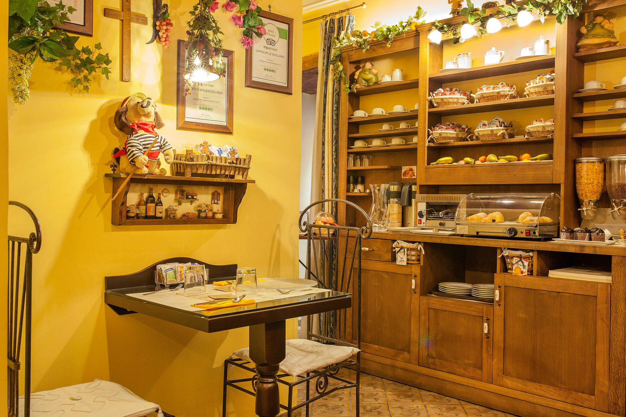 B&B L'Alloggio Dei Vassalli Napoli Bagian luar foto